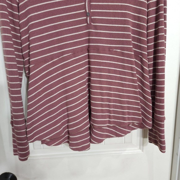 Anthropologie Womens Sleep Shirt Campground Maroon Striped Thermal Henley Top S - Picture 4 of 12